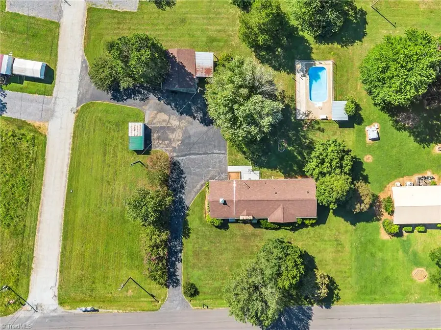 163 Lakewood Village Road, Mocksville, NC 27028 - #2