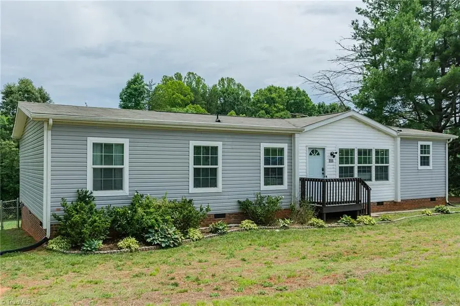 220 Bluejay Road, Reidsville, NC 27320 - #3