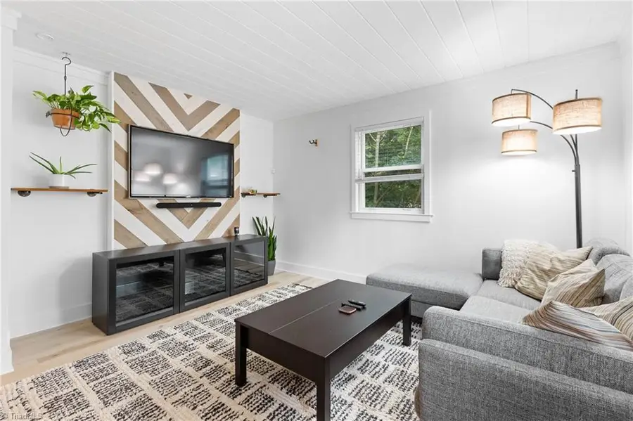 443 Irving Street, Winston Salem, NC 27103 - #2