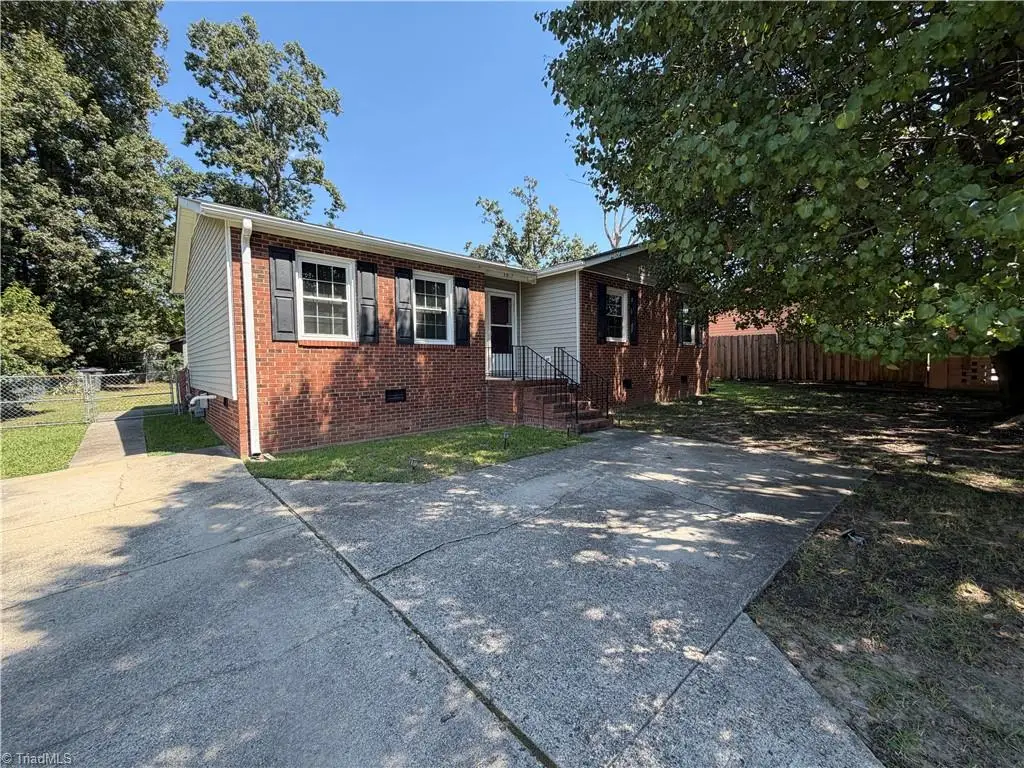3017 Wendover Avenue, Greensboro, NC 27405 - #1