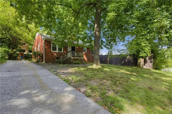 843 Willow Place, High Point, NC 27260