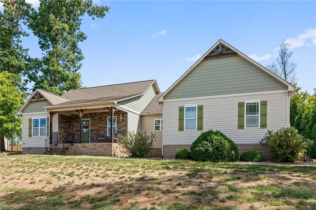 134 Ravensbourne Trace, Stokesdale, NC 27357 - #1