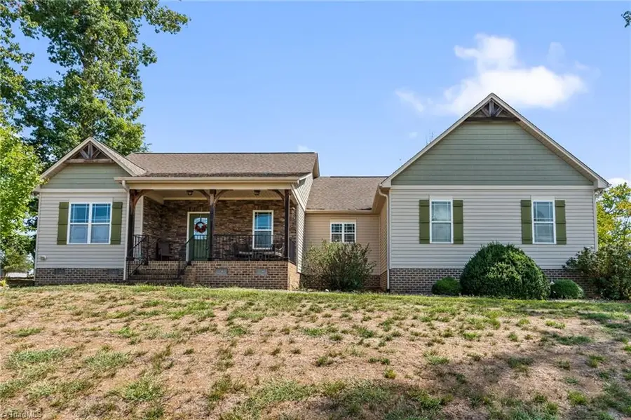 134 Ravensbourne Trace, Stokesdale, NC 27357 - #2