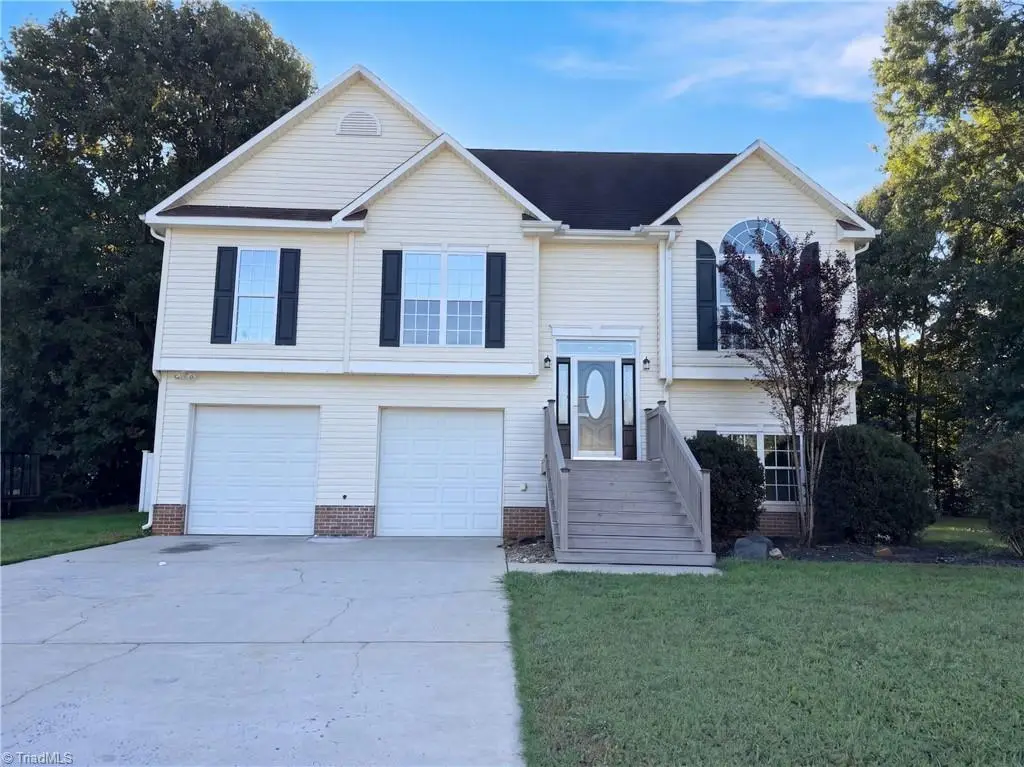 124 Manor Ridge Way, Lexington, NC 27292 - #1