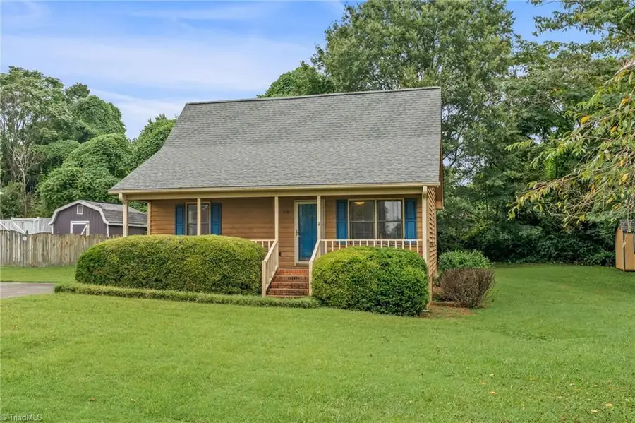 318 W Dalton Road, King, NC 27021 - #2