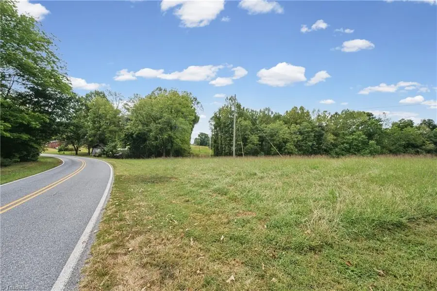 01 Bovendertown Road, Yadkinville, NC 27055 - #3