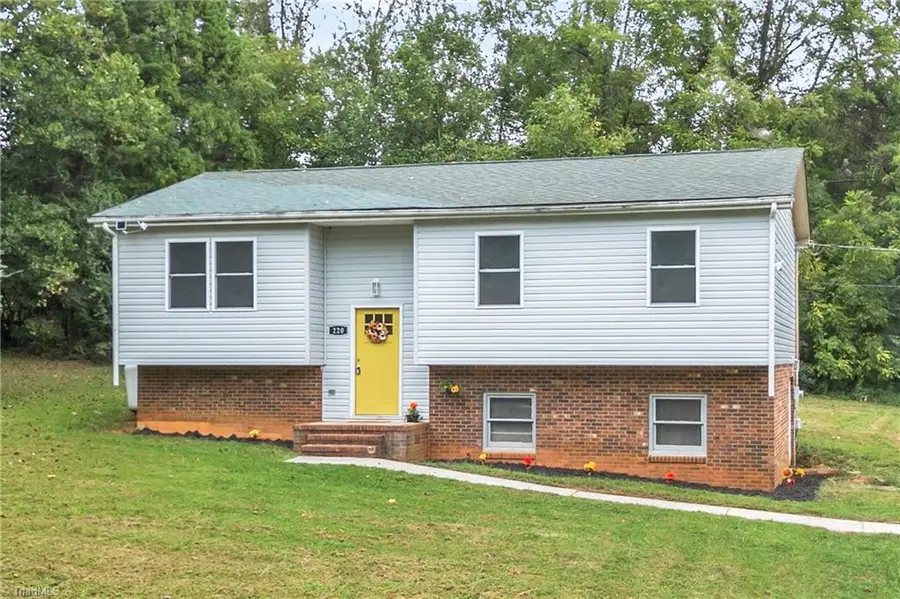 220 Glen Terrace, Mount Airy, NC 27030 - #3