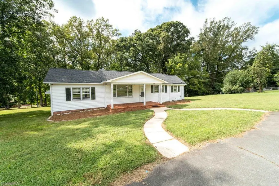 730 Walkertown Guthrie Road, Middle Fork Ii, NC 27107 - #2
