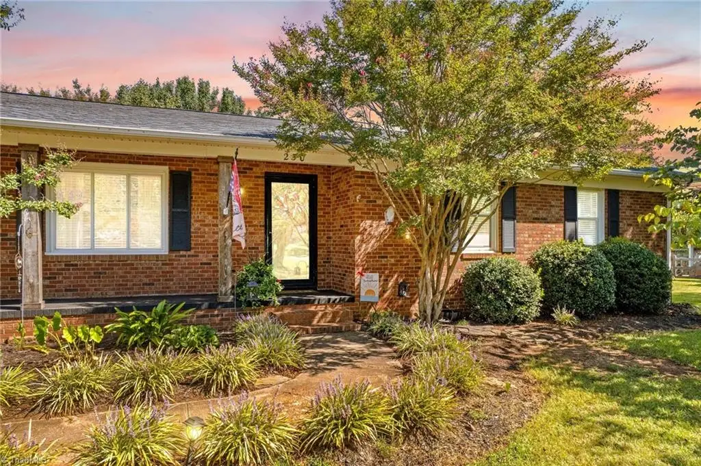 230 E Old Farm Road, Salisbury, NC 28146 - #1