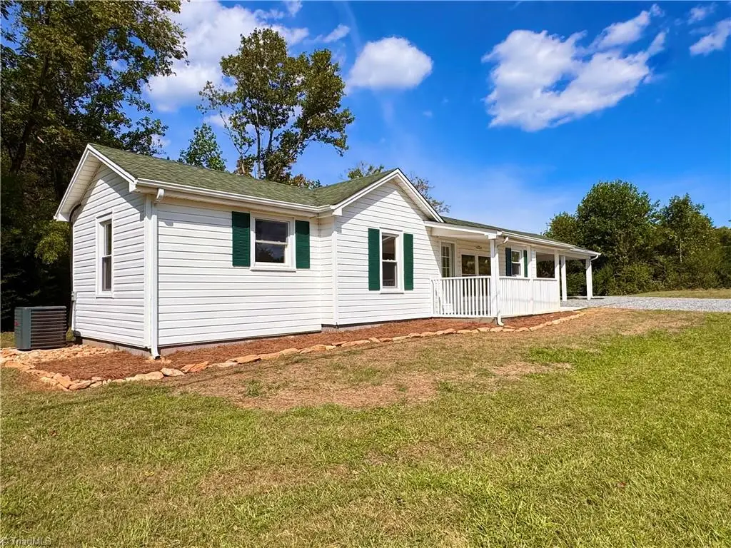 6254 Nc Highway 268, Dobson, NC 27017 - #1