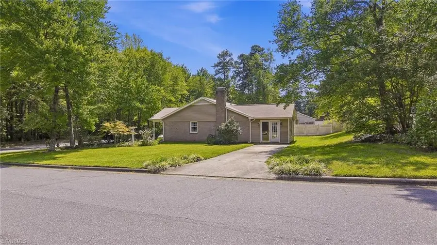2200 Creekwood Drive, Greensboro, NC 27407 - #2