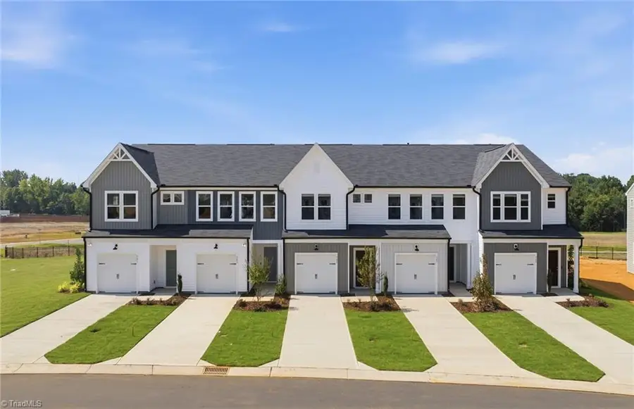 510 Prosecco Drive, Thomasville, NC 27360 - #3