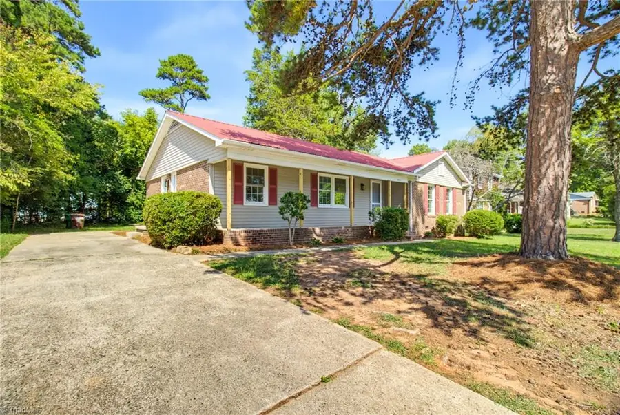 3325 Colony Drive, Jamestown, NC 27282 - #3