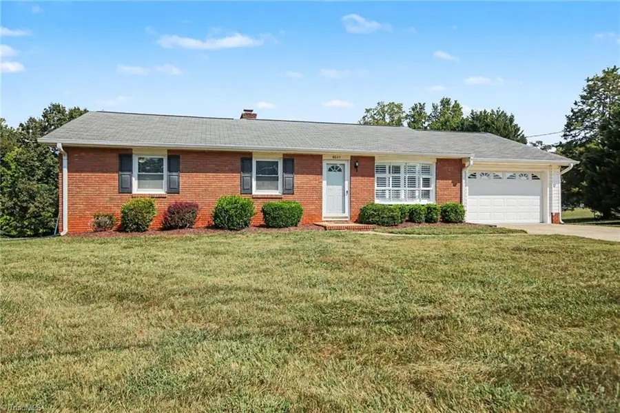 6025 Skylark Road, Pfafftown, NC 27040 - #2