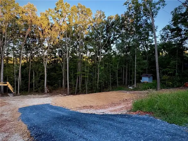2632 Idlewild Drive Extension #2632, Randleman, NC 27317