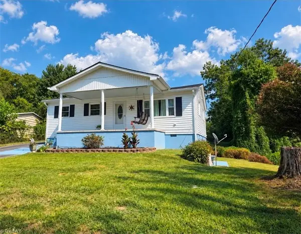 1013 Frank Street, Mount Airy, NC 27030