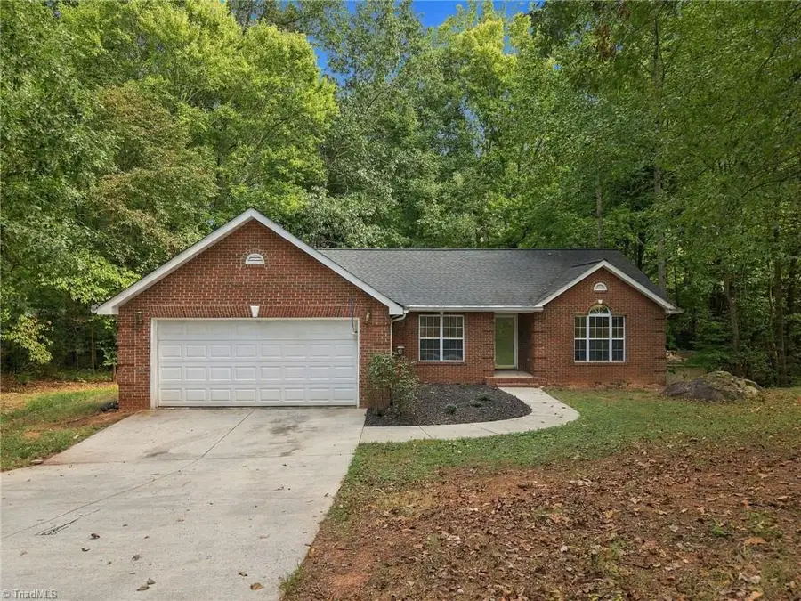 3122 Creekridge Drive, Asheboro, NC 27205 - #2