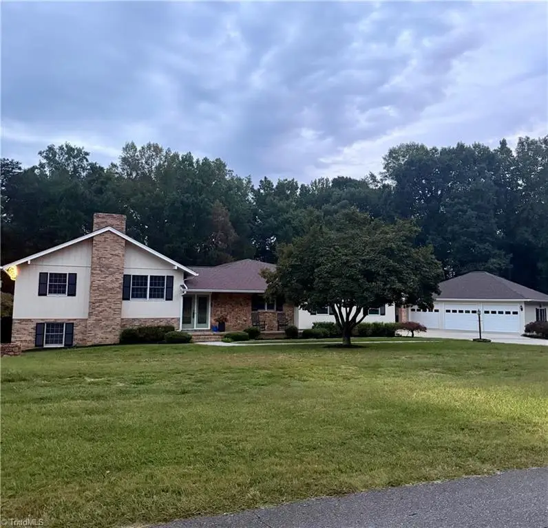 321 Pineview Drive, Mount Airy, NC 27030 - #1
