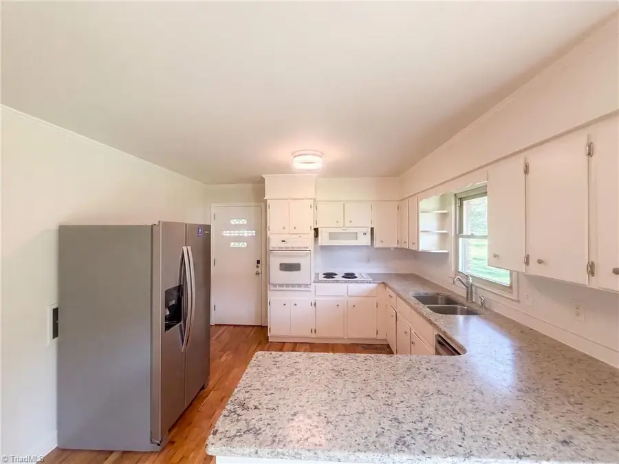 5909 Chipmunk Drive, Greensboro, NC 27407 - #2