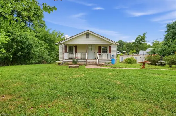 862 Country Club Drive, State Road, NC 28676