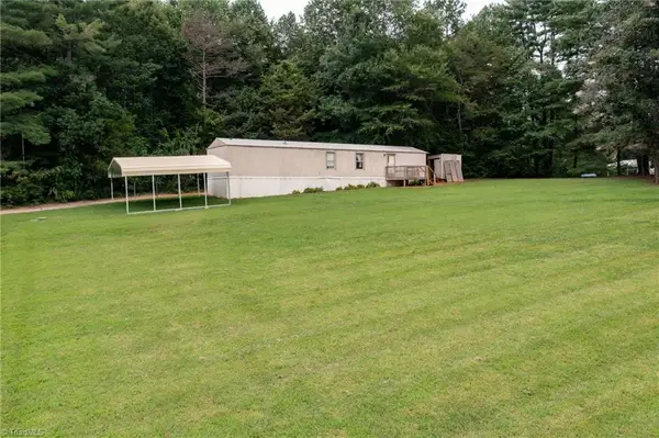 4745 Penrose Road, Pfafftown, NC 27040