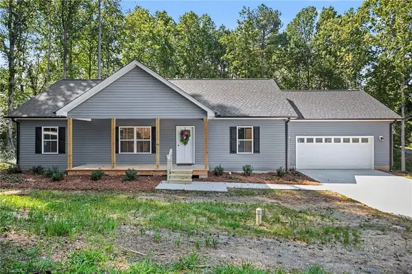 406 Grant Street, Yadkinville, NC 27055