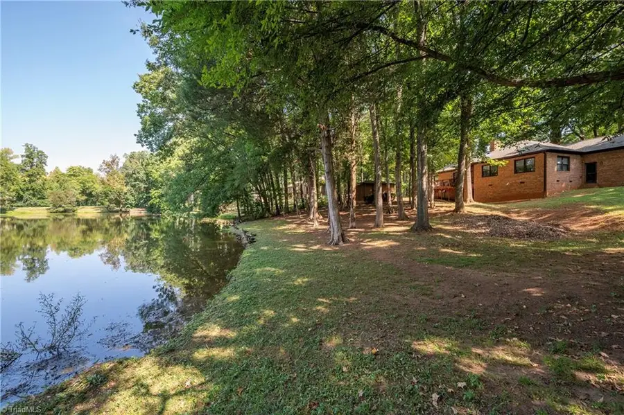 4320 Woodbourne Drive, Clemmons, NC 27012-9132 - #2