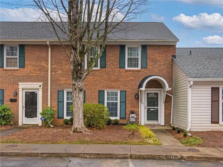 4010 Huntingreen Lane, Winston Salem, NC 27106 - #2