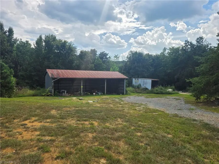 3006 Surratt Road, Denton, NC 27239 - #2