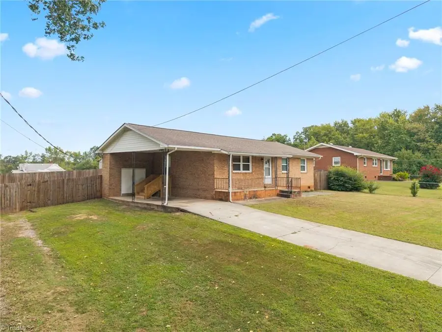 1035 Maryland Avenue, Eden, NC 27288 - #2