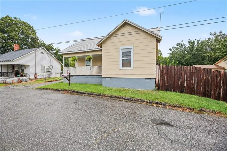 208 Copley Street, Lexington, NC 27292 - #3