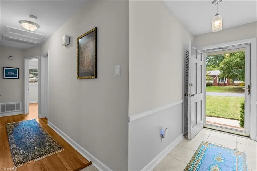 2708 Asbury Terrace, Greensboro, NC 27408 - #2
