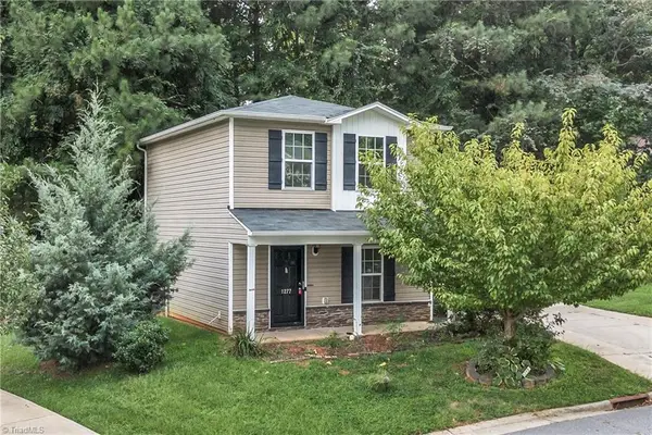1277 Stonefield Crossing Court, Winston-Salem, NC 27107