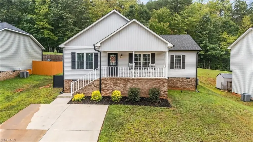 842 Berg Street, Asheboro, NC 27203 - #1