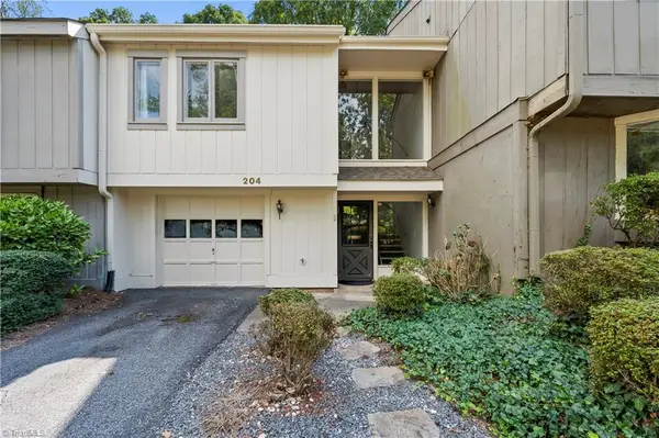 204 Lamplighter Circle, Winston-Salem, NC 27104