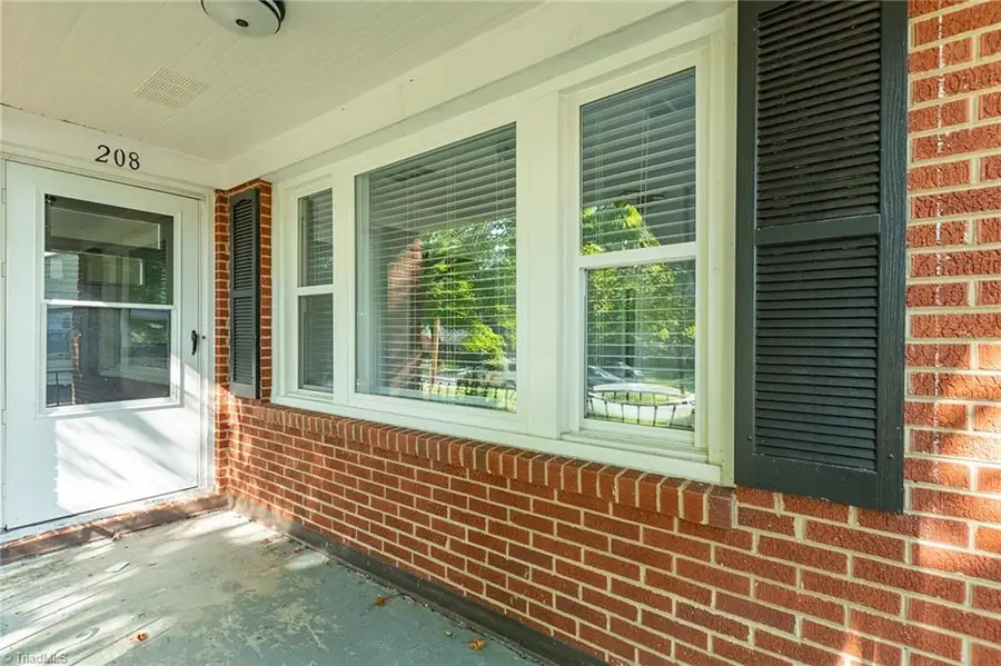 208 Avondale Drive, Lexington, NC 27295 - #3