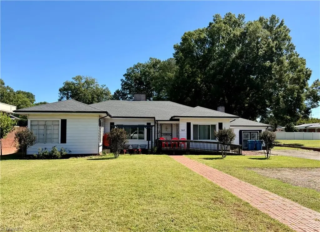 267 Nc Highway 16, Taylorsville, NC 28681 - #1