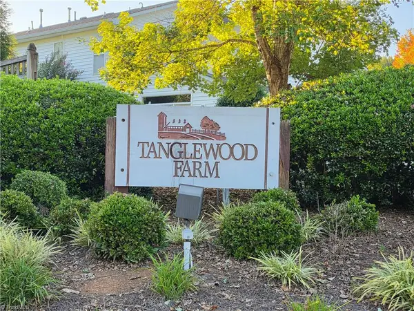 7102 Riverview Knoll Court, Clemmons, NC 27012