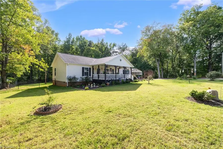 152 Durhams Trail, Reidsville, NC 27320 - #2