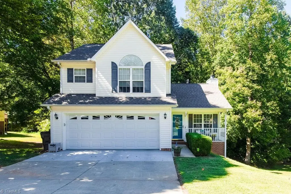 3693 Courtland Circle, Thomasville, NC 27360 - #1