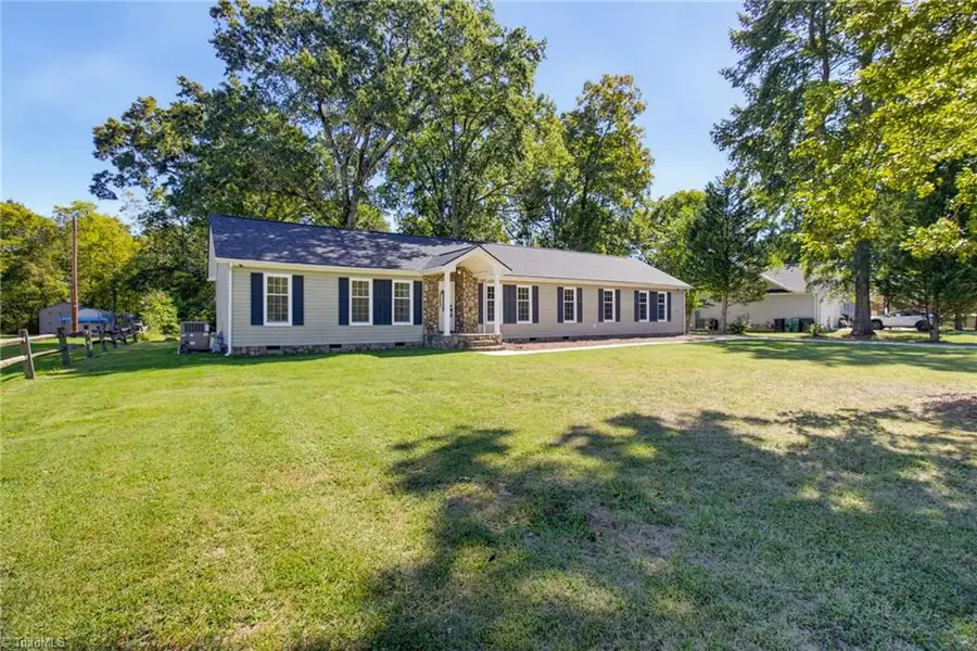202 Dilworth Road, High Point, NC 27265 - #3
