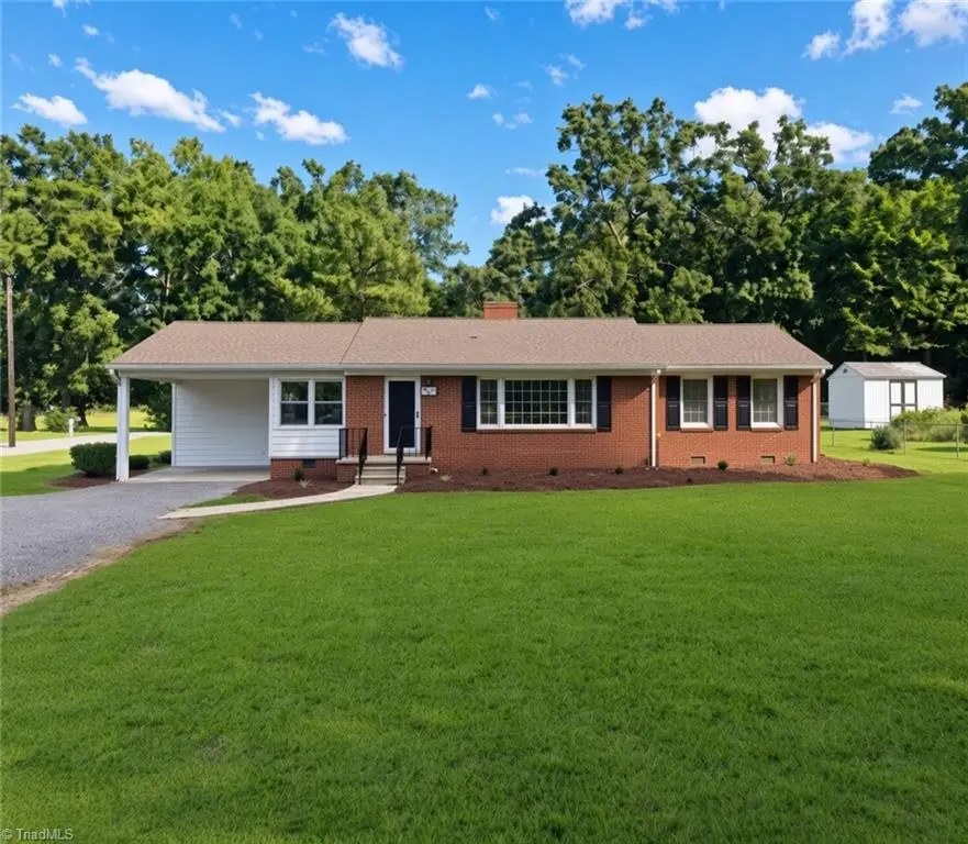 5204 S Nc Highway 49, Burlington, NC 27215 - #2