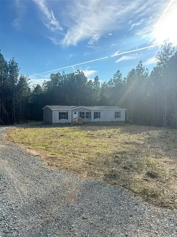 5625 W Us Highway 64, Lexington, NC 27295