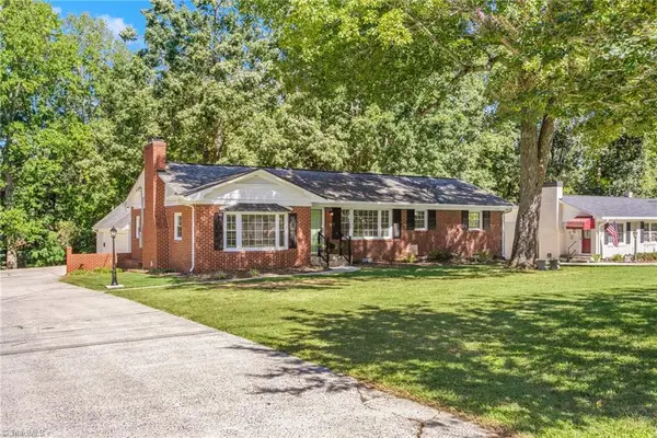 1777 Robinhood Drive, Burlington, NC 27217