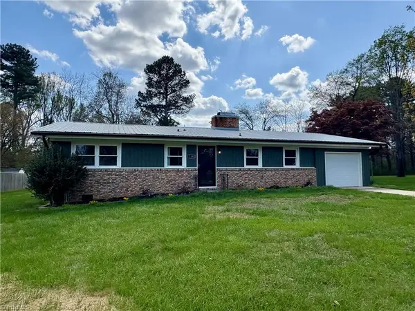 118 Lakeview Circle, Thomasville, NC 27360