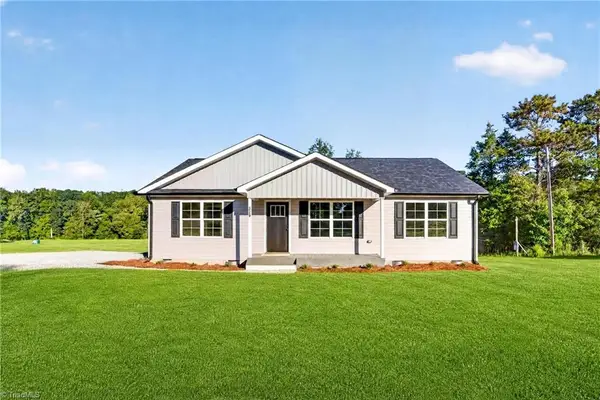 329 Lake Park Road, Asheboro, NC 27205