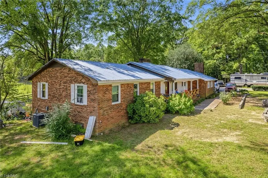 2661 Nc Highway 24 27 W, Mount Gilead, NC 27306 - #3