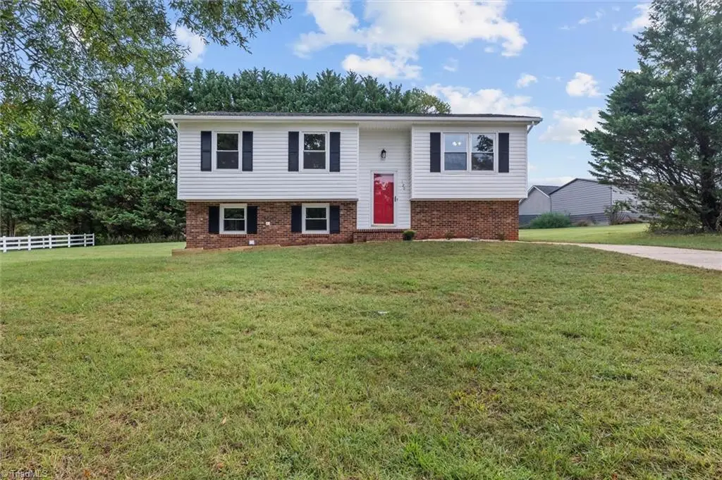 120 Robert Drive, State Road, NC 28676 - #1