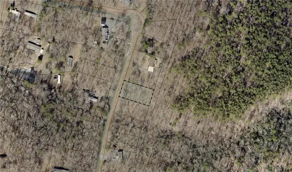 483 Pinelake Drive, Troy, NC 27371