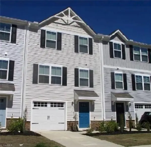404 Emerald Shire Way, Zebulon, NC 27597